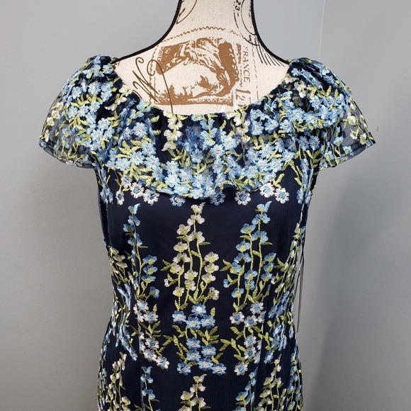 Karl Lagerfeld Paris Dress Womens 6 Multi Embroidered Floral Boat Neck Back Zip - Picture 5 of 9